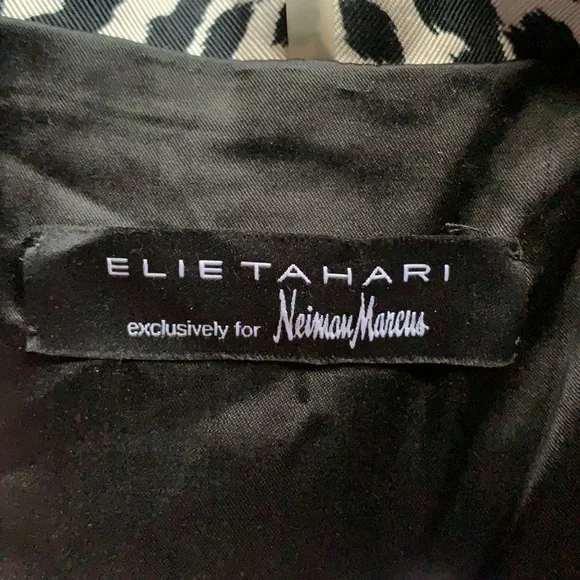 ❤️‍🔥Elie Tahari blazer ❤️‍🔥 - Picture 9 of 10